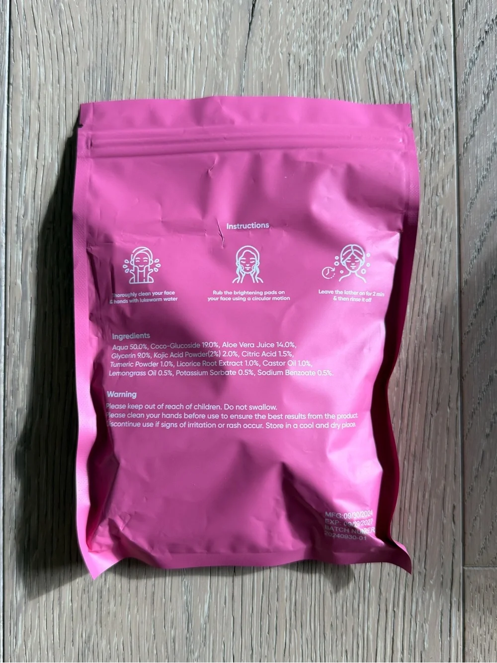 Eveloria Skincare turmeric & kojic acid Brightening pads